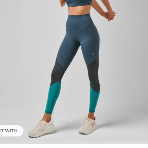 Greatness Wins High Waist Essential Color Block Legging Medium - Picture 3 of 8